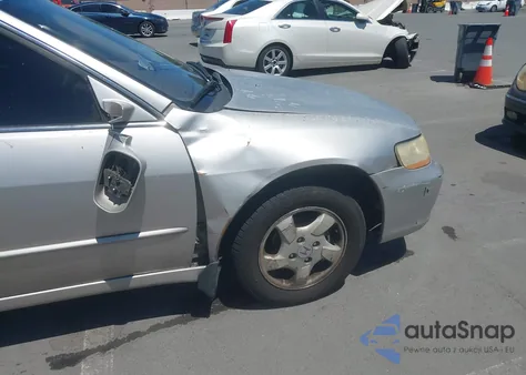 1999 Honda Accord Ex from USA, damaged, VIN 1HGCG5654XA118924